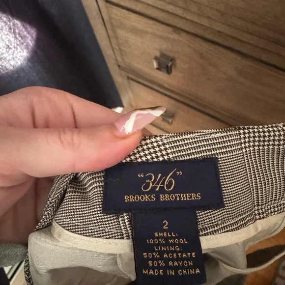 Brooks Brothers Tan and Black Glen Plaid Pencil Skirt - Picture 3 of 3